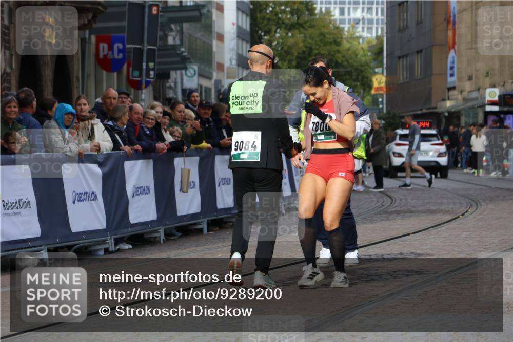 05.10.2025 - 20. swb-Marathon Bremen Strokosch-Dieckow http://msf.ph/oto/9289200 05.10.2025 11:21:44 Ziel  meine-sportfotos.de