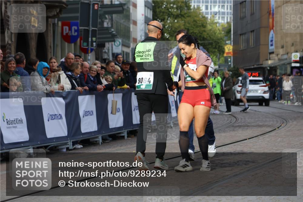 05.10.2025 - 20. swb-Marathon Bremen Strokosch-Dieckow http://msf.ph/oto/9289234 05.10.2025 11:21:44 Ziel  meine-sportfotos.de