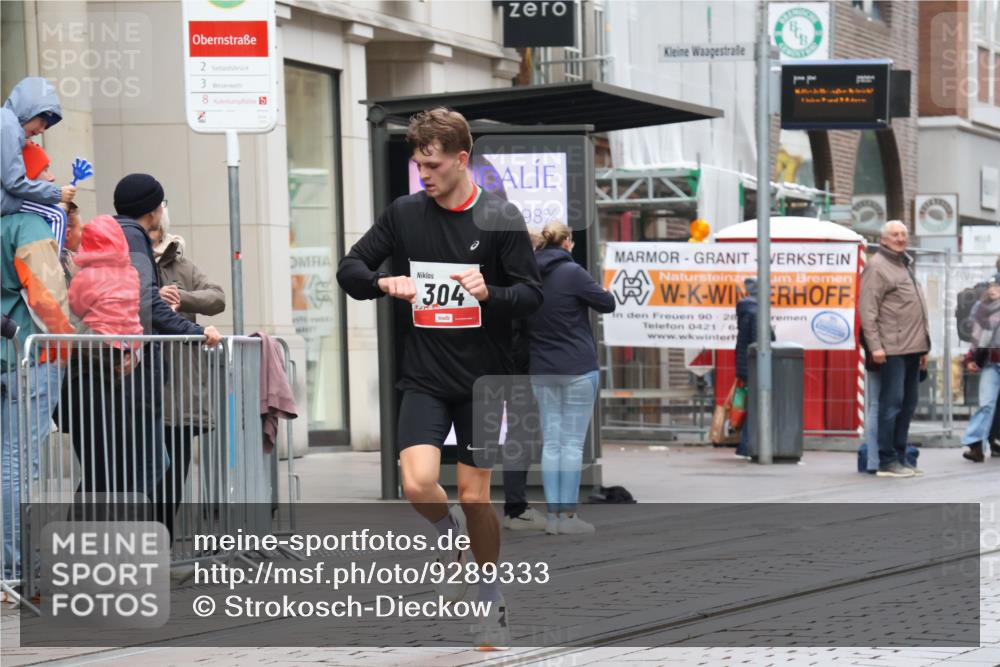 05.10.2025 - 20. swb-Marathon Bremen Strokosch-Dieckow http://msf.ph/oto/9289333 05.10.2025 12:30:05 Ziel 304, 304 meine-sportfotos.de