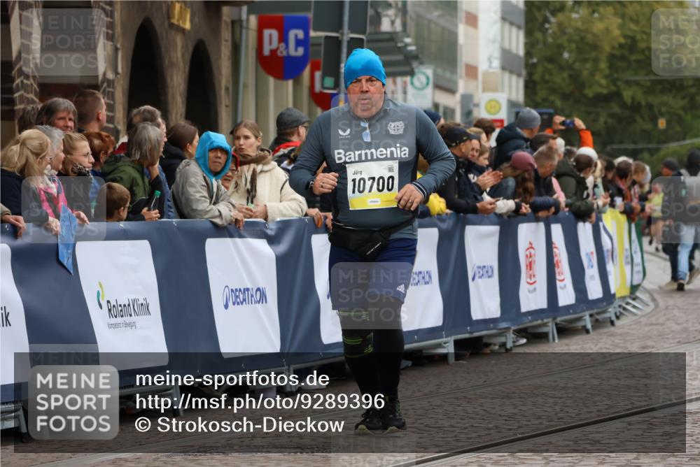 05.10.2025 - 20. swb-Marathon Bremen Strokosch-Dieckow http://msf.ph/oto/9289396 05.10.2025 11:22:16 Ziel 10700 meine-sportfotos.de