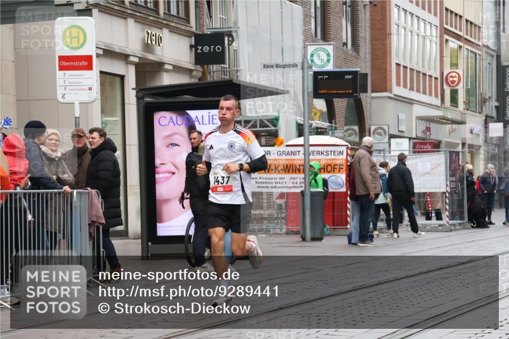 05.10.2025 - 20. swb-Marathon Bremen Strokosch-Dieckow http://msf.ph/oto/9289441 05.10.2025 12:30:33 Ziel 1437, 1437 meine-sportfotos.de