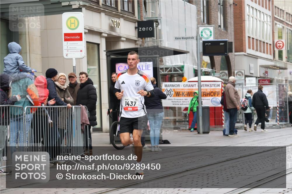 05.10.2025 - 20. swb-Marathon Bremen Strokosch-Dieckow http://msf.ph/oto/9289450 05.10.2025 12:30:33 Ziel 1437, 1437 meine-sportfotos.de