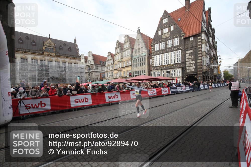 05.10.2025 - 20. swb-Marathon Bremen Yannick Fuchs http://msf.ph/oto/9289470 05.10.2025 10:44:24 Ziel 10666, 11659 meine-sportfotos.de