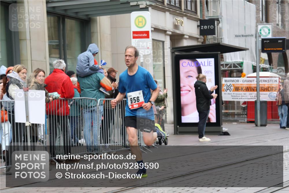 05.10.2025 - 20. swb-Marathon Bremen Strokosch-Dieckow http://msf.ph/oto/9289590 05.10.2025 12:31:26 Ziel 956, 1771, 956, 1771 meine-sportfotos.de