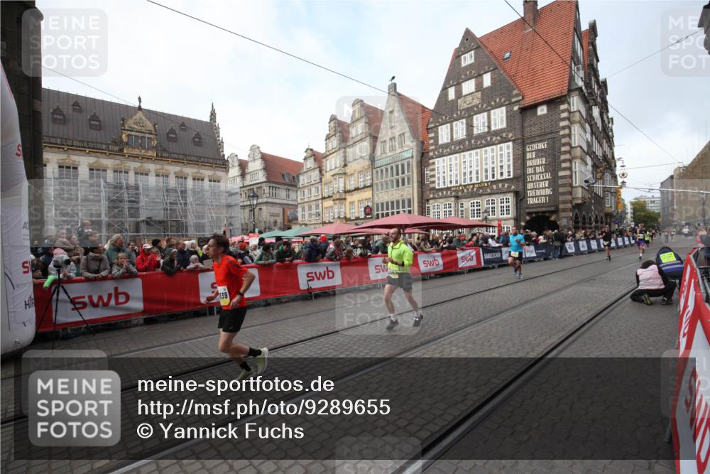 05.10.2025 - 20. swb-Marathon Bremen Yannick Fuchs http://msf.ph/oto/9289655 05.10.2025 10:45:48 Ziel 28, 9709, 9960, 10350, 10639, 10792, 10823 meine-sportfotos.de
