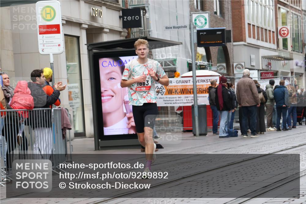 05.10.2025 - 20. swb-Marathon Bremen Strokosch-Dieckow http://msf.ph/oto/9289892 05.10.2025 12:33:51 Ziel 888, 1663, 888, 1663 meine-sportfotos.de