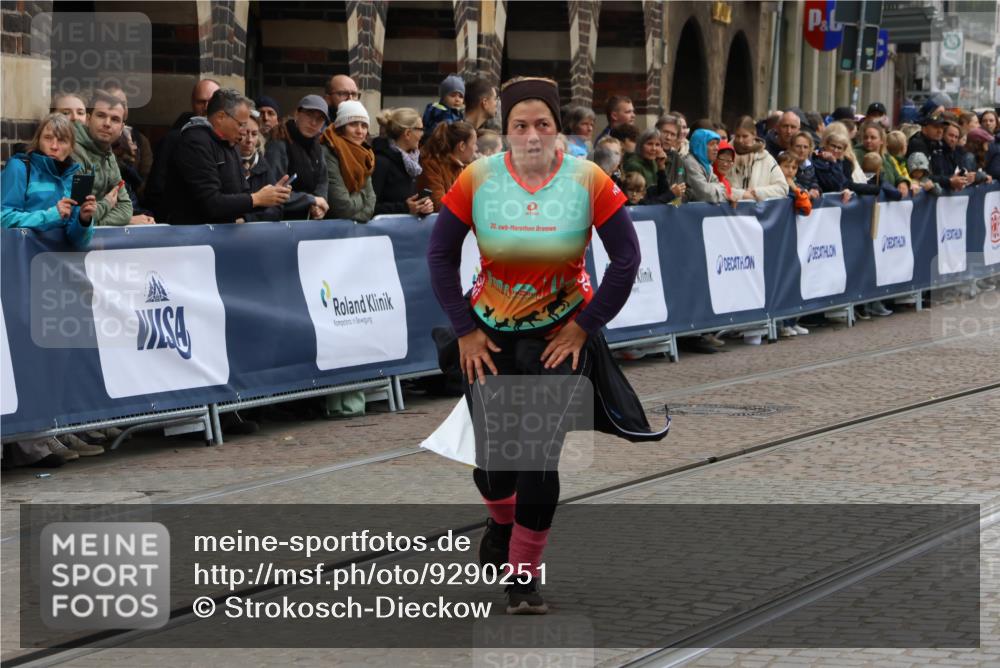 05.10.2025 - 20. swb-Marathon Bremen Strokosch-Dieckow http://msf.ph/oto/9290251 05.10.2025 11:23:55 Ziel 10774 meine-sportfotos.de