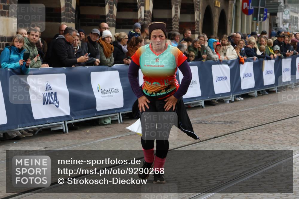 05.10.2025 - 20. swb-Marathon Bremen Strokosch-Dieckow http://msf.ph/oto/9290268 05.10.2025 11:23:55 Ziel 10774 meine-sportfotos.de