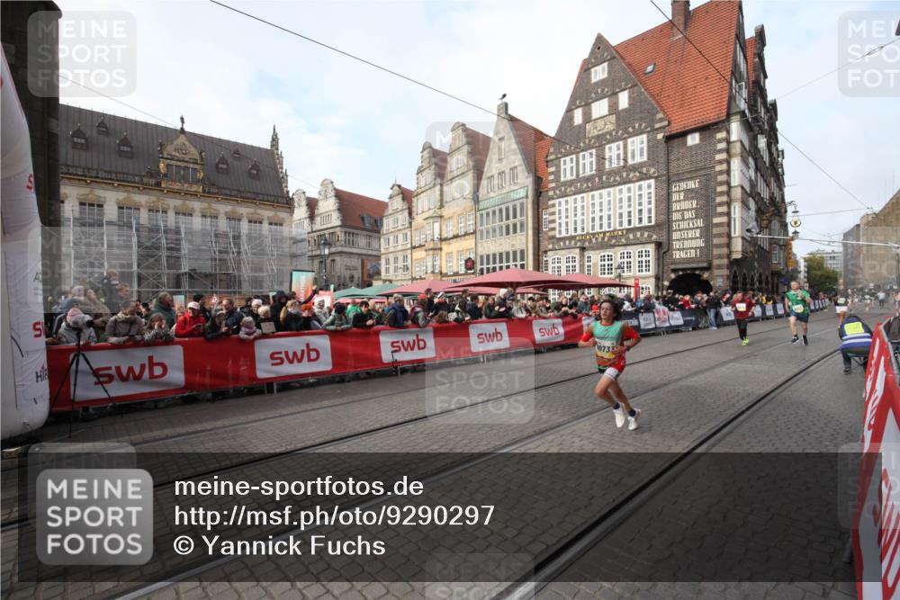 05.10.2025 - 20. swb-Marathon Bremen Yannick Fuchs http://msf.ph/oto/9290297 05.10.2025 10:49:08 Ziel 9014, 9216, 9317, 10449, 10733, 11695 meine-sportfotos.de