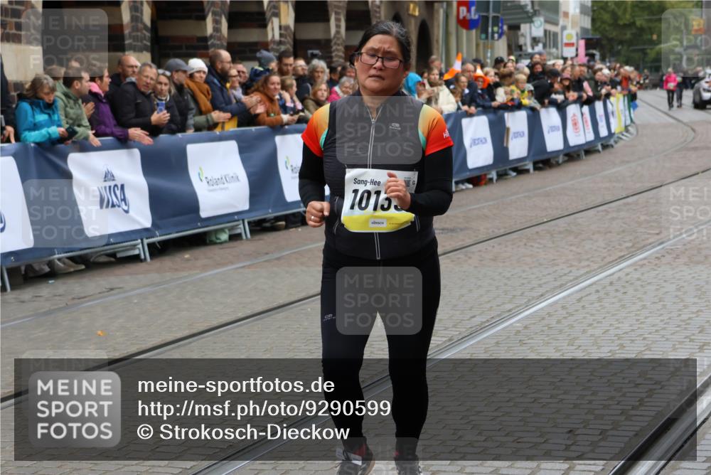05.10.2025 - 20. swb-Marathon Bremen Strokosch-Dieckow http://msf.ph/oto/9290599 05.10.2025 11:25:03 Ziel 10133 meine-sportfotos.de