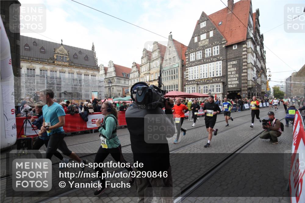 05.10.2025 - 20. swb-Marathon Bremen Yannick Fuchs http://msf.ph/oto/9290846 05.10.2025 10:50:54 Ziel 7733, 9251, 9277, 9715, 9888, 9966, 9975, 10224, 10689, 11220 meine-sportfotos.de