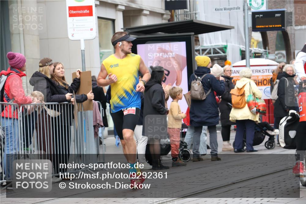 05.10.2025 - 20. swb-Marathon Bremen Strokosch-Dieckow http://msf.ph/oto/9292361 05.10.2025 12:41:59 Ziel 456, 1024, 1363, 1921, 7751, 456, 1024, 1363, 1921, 7751 meine-sportfotos.de