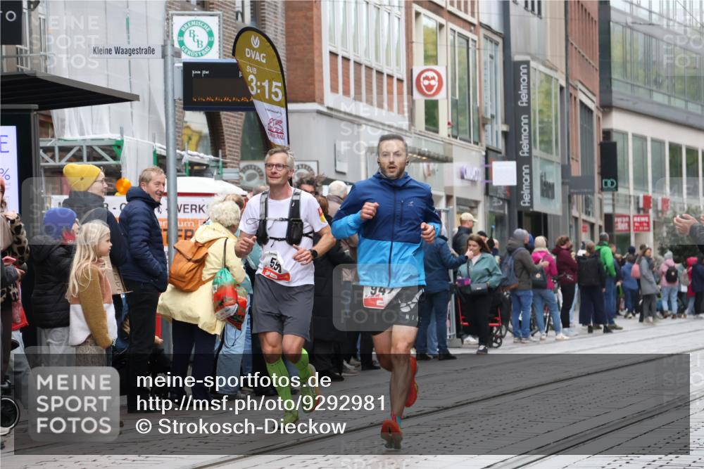 05.10.2025 - 20. swb-Marathon Bremen Strokosch-Dieckow http://msf.ph/oto/9292981 05.10.2025 12:43:53 Ziel 364, 559, 942, 364, 559, 942 meine-sportfotos.de