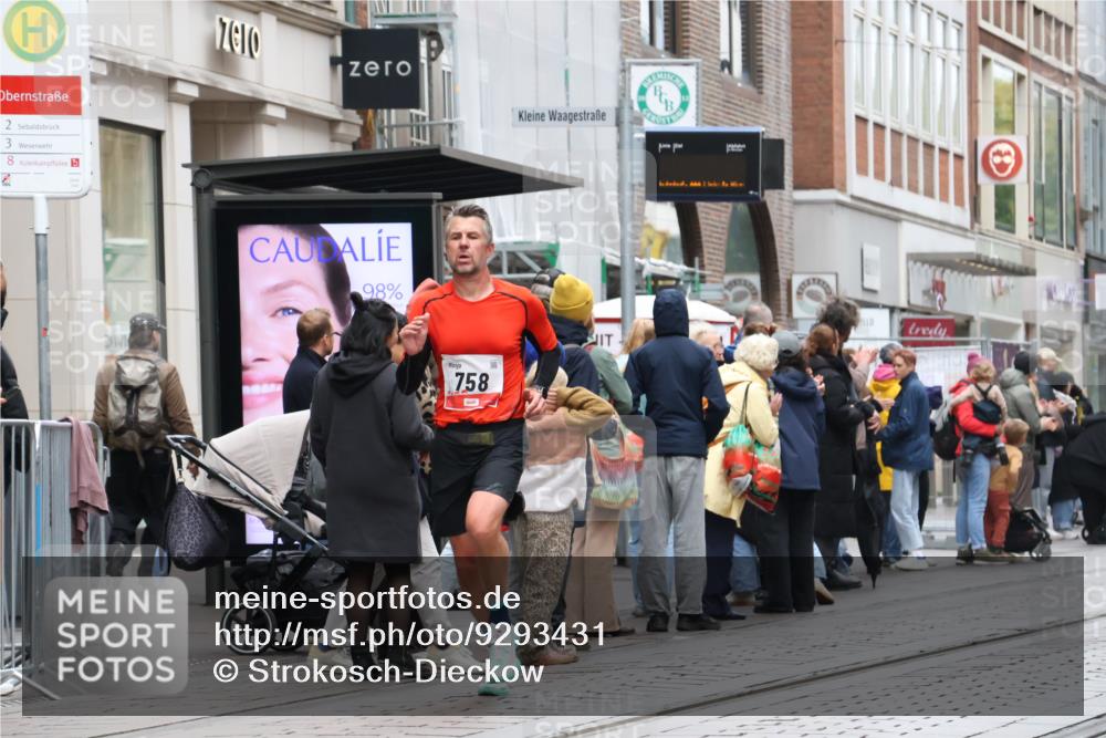 05.10.2025 - 20. swb-Marathon Bremen Strokosch-Dieckow http://msf.ph/oto/9293431 05.10.2025 12:45:47 Ziel 758, 1303, 1668, 758, 1303, 1668 meine-sportfotos.de