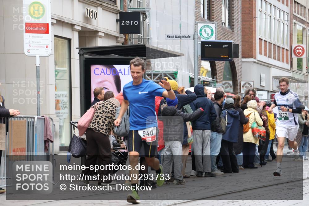 05.10.2025 - 20. swb-Marathon Bremen Strokosch-Dieckow http://msf.ph/oto/9293733 05.10.2025 12:46:48 Ziel 940, 1571, 6957, 7259, 940, 1571, 6957, 7259 meine-sportfotos.de