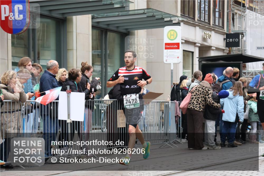 05.10.2025 - 20. swb-Marathon Bremen Strokosch-Dieckow http://msf.ph/oto/9296206 05.10.2025 12:58:10 Ziel 1058, 1258, 1329, 1392, 3705, 4867, 5741, 7269, 7405, 7472, 7816, 1058, 1258, 1329, 1392, 3705, 4867, 5741, 7269, 7405, 7472, 7816 meine-sportfotos.de