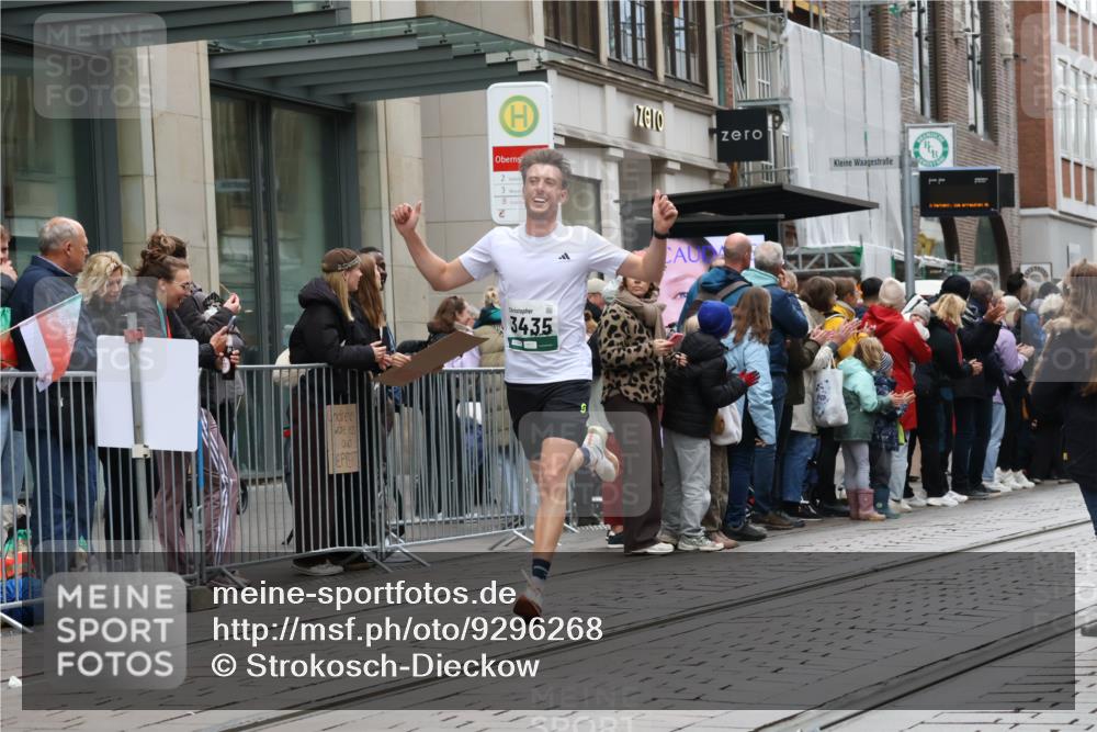 05.10.2025 - 20. swb-Marathon Bremen Strokosch-Dieckow http://msf.ph/oto/9296268 05.10.2025 12:58:48 Ziel 623, 2130, 2385, 3219, 3391, 3435, 4158, 4664, 5470, 5495, 5908, 6224, 6423, 8053, 623, 2130, 2385, 3219, 3391, 3435, 4158, 4664, 5470, 5495, 5908, 6224, 6423, 8053 meine-sportfotos.de