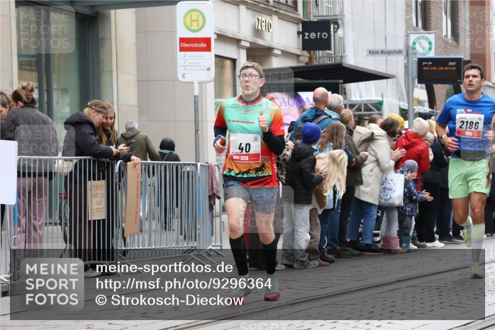 05.10.2025 - 20. swb-Marathon Bremen Strokosch-Dieckow http://msf.ph/oto/9296364 05.10.2025 12:59:41 Ziel 37, 40, 198, 377, 689, 1476, 1812, 2186, 4422, 5287, 5988, 6996, 8030, 8351, 37, 40, 198, 377, 689, 1476, 1812, 2186, 4422, 5287, 5988, 6996, 8030, 8351 meine-sportfotos.de