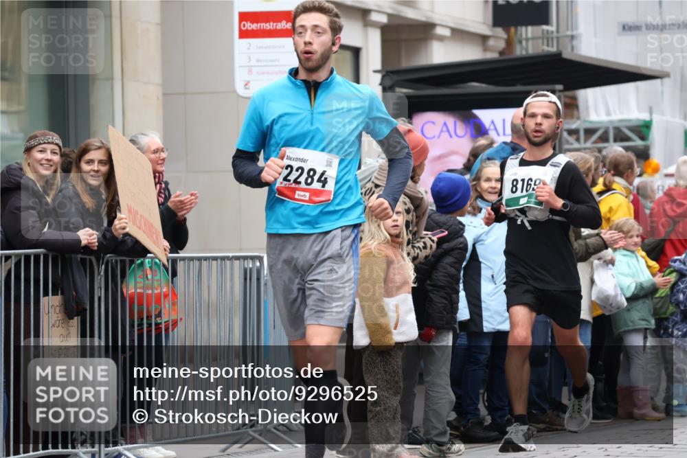 05.10.2025 - 20. swb-Marathon Bremen Strokosch-Dieckow http://msf.ph/oto/9296525 05.10.2025 13:01:24 Ziel 1042, 1992, 2062, 2284, 2545, 3218, 4571, 6302, 7440, 8169, 1042, 1992, 2062, 2284, 2545, 3218, 4571, 6302, 7440, 8169 meine-sportfotos.de