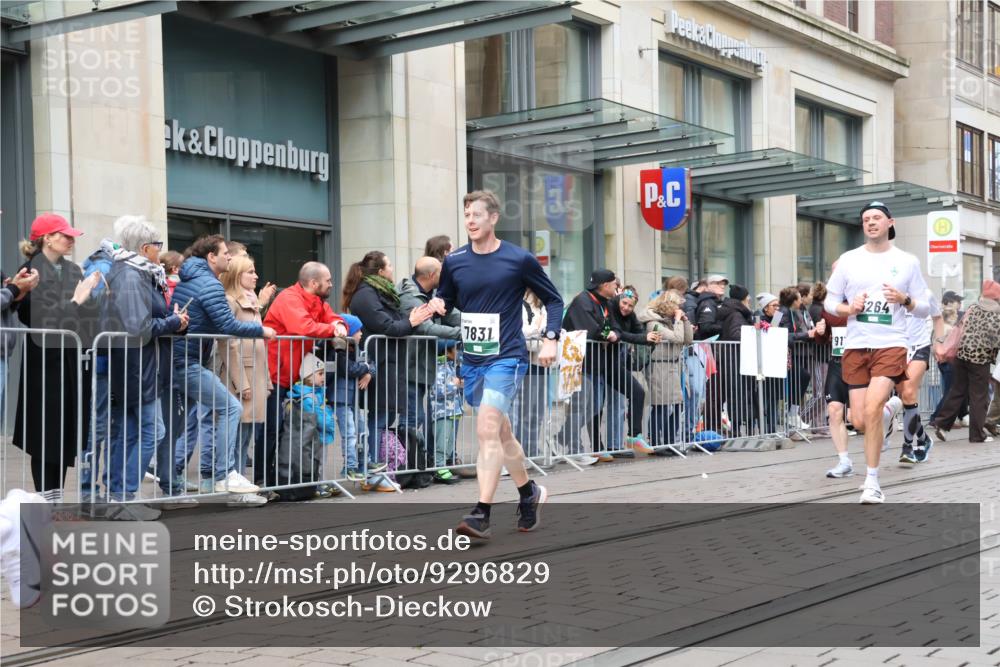 05.10.2025 - 20. swb-Marathon Bremen Strokosch-Dieckow http://msf.ph/oto/9296829 05.10.2025 13:05:08 Ziel 236, 907, 1607, 1641, 2092, 2249, 2360, 2974, 2990, 3819, 4291, 4313, 5103, 5264, 6251, 7831, 7987, 8507, 8923, 9114, 236, 907, 1607, 1641, 2092, 2249, 2360, 2974, 2990, 3819, 4291, 4313, 5103, 5264, 6251, 7831, 7987, 8507, 8923, 9114 meine-sportfotos.de