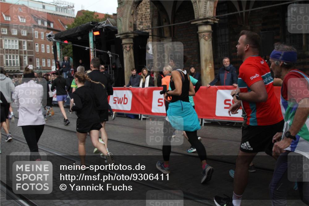 05.10.2025 - 20. swb-Marathon Bremen Yannick Fuchs http://msf.ph/oto/9306411 05.10.2025 11:40:30 Ziel  meine-sportfotos.de