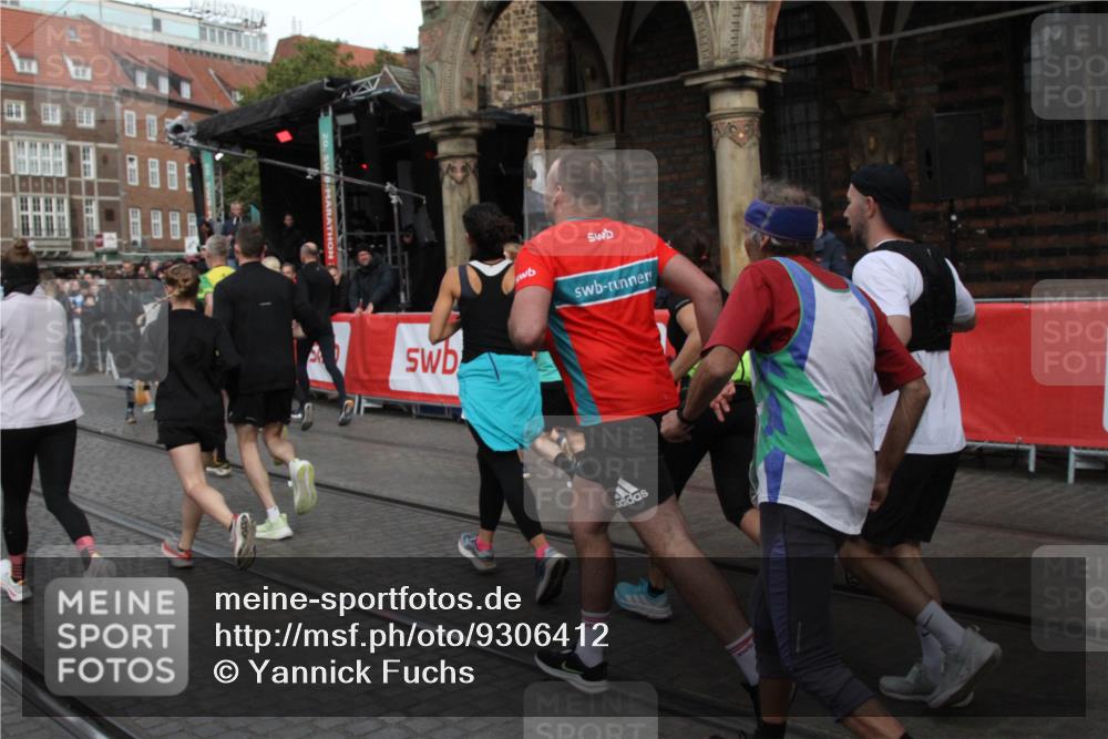 05.10.2025 - 20. swb-Marathon Bremen Yannick Fuchs http://msf.ph/oto/9306412 05.10.2025 11:40:30 Ziel  meine-sportfotos.de