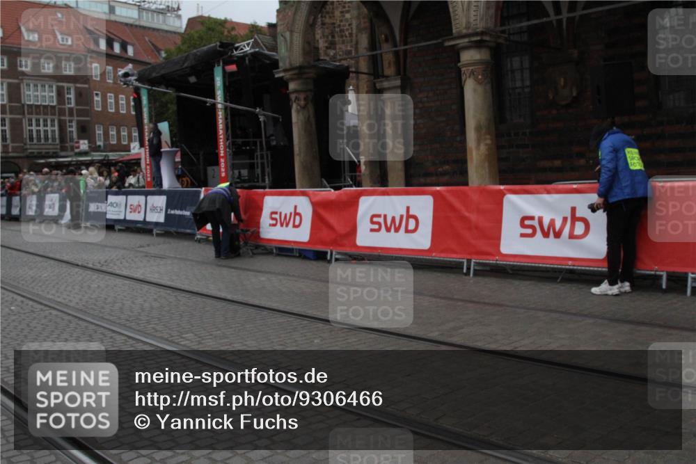 05.10.2025 - 20. swb-Marathon Bremen Yannick Fuchs http://msf.ph/oto/9306466 05.10.2025 11:58:56 Ziel  meine-sportfotos.de