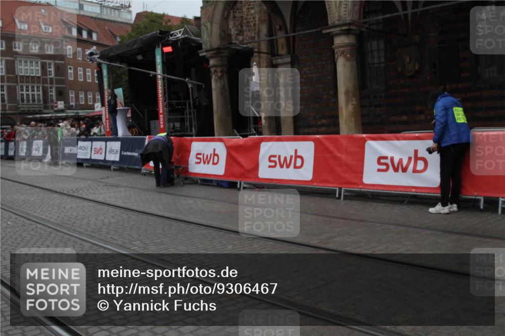 05.10.2025 - 20. swb-Marathon Bremen Yannick Fuchs http://msf.ph/oto/9306467 05.10.2025 11:58:56 Ziel  meine-sportfotos.de