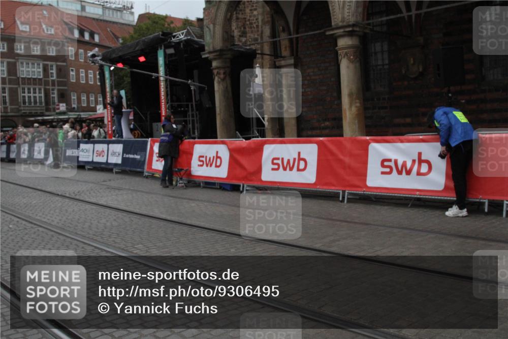 05.10.2025 - 20. swb-Marathon Bremen Yannick Fuchs http://msf.ph/oto/9306495 05.10.2025 11:59:10 Ziel  meine-sportfotos.de