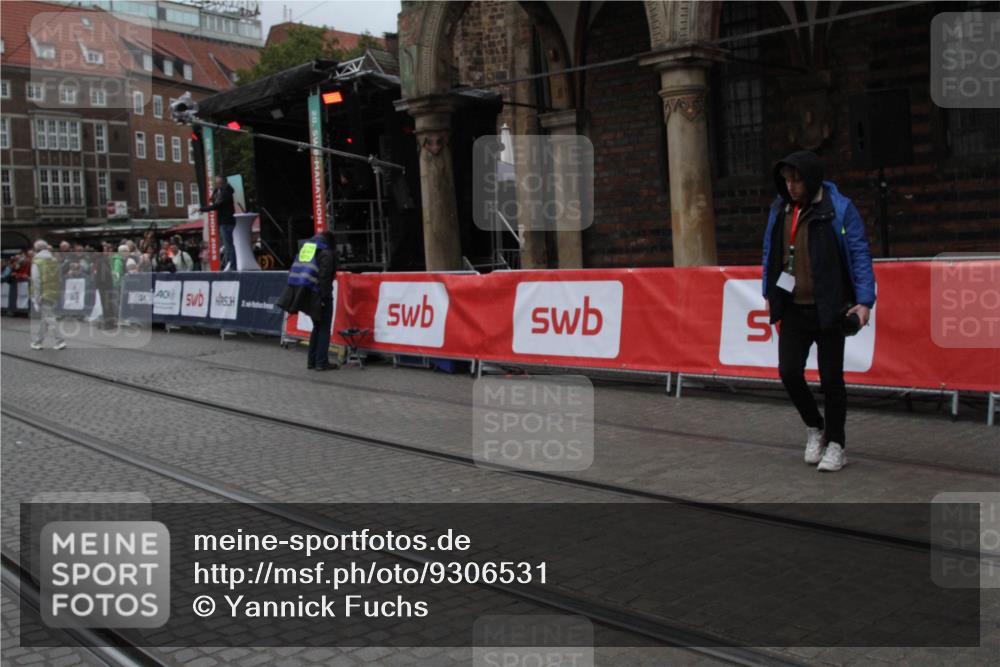 05.10.2025 - 20. swb-Marathon Bremen Yannick Fuchs http://msf.ph/oto/9306531 05.10.2025 11:59:38 Ziel  meine-sportfotos.de