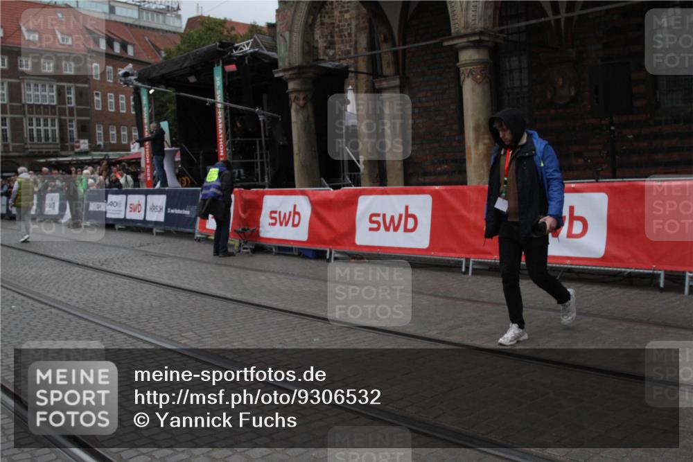 05.10.2025 - 20. swb-Marathon Bremen Yannick Fuchs http://msf.ph/oto/9306532 05.10.2025 11:59:38 Ziel  meine-sportfotos.de
