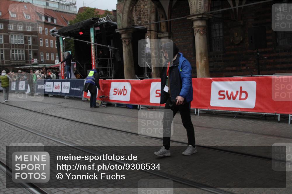 05.10.2025 - 20. swb-Marathon Bremen Yannick Fuchs http://msf.ph/oto/9306534 05.10.2025 11:59:39 Ziel  meine-sportfotos.de