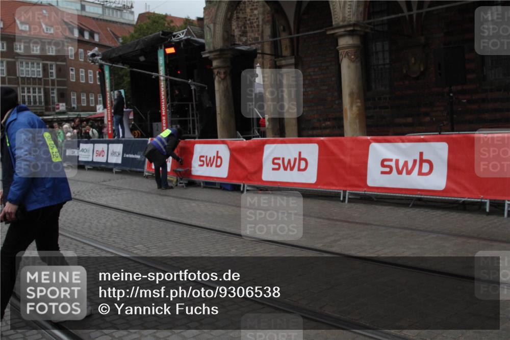 05.10.2025 - 20. swb-Marathon Bremen Yannick Fuchs http://msf.ph/oto/9306538 05.10.2025 11:59:41 Ziel  meine-sportfotos.de
