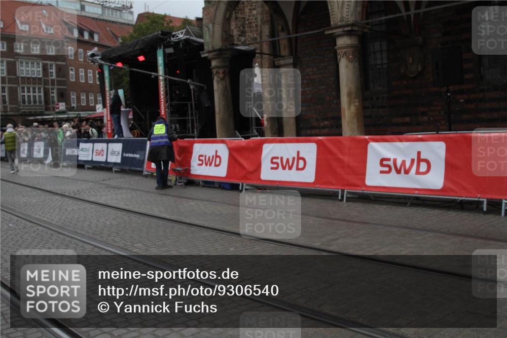 05.10.2025 - 20. swb-Marathon Bremen Yannick Fuchs http://msf.ph/oto/9306540 05.10.2025 11:59:42 Ziel  meine-sportfotos.de