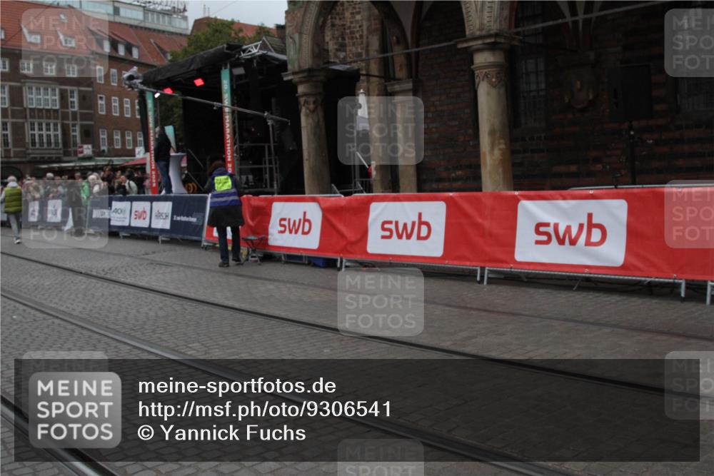 05.10.2025 - 20. swb-Marathon Bremen Yannick Fuchs http://msf.ph/oto/9306541 05.10.2025 11:59:42 Ziel  meine-sportfotos.de