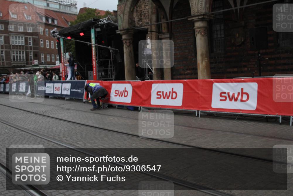 05.10.2025 - 20. swb-Marathon Bremen Yannick Fuchs http://msf.ph/oto/9306547 05.10.2025 11:59:49 Ziel  meine-sportfotos.de