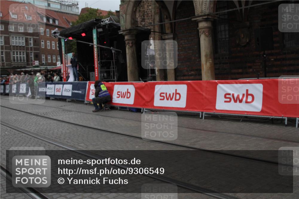 05.10.2025 - 20. swb-Marathon Bremen Yannick Fuchs http://msf.ph/oto/9306549 05.10.2025 11:59:50 Ziel  meine-sportfotos.de