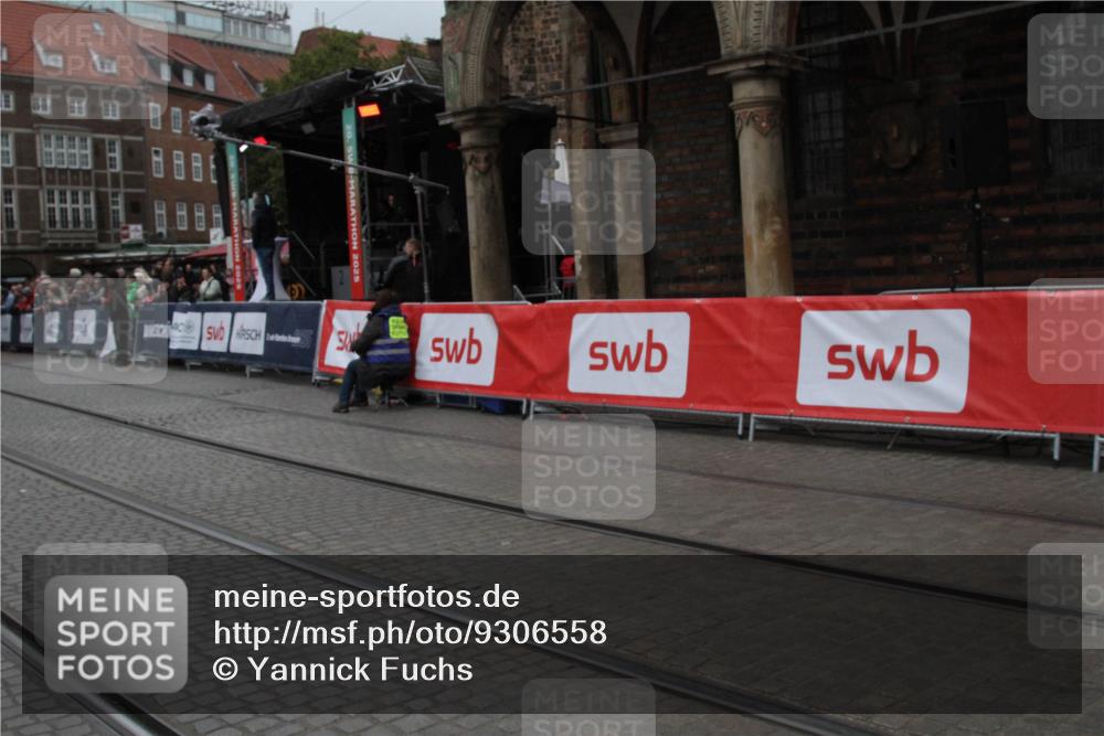 05.10.2025 - 20. swb-Marathon Bremen Yannick Fuchs http://msf.ph/oto/9306558 05.10.2025 11:59:53 Ziel  meine-sportfotos.de