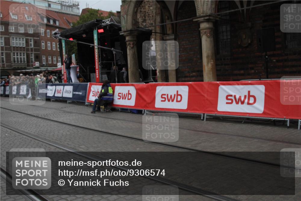 05.10.2025 - 20. swb-Marathon Bremen Yannick Fuchs http://msf.ph/oto/9306574 05.10.2025 12:00:01 Ziel  meine-sportfotos.de