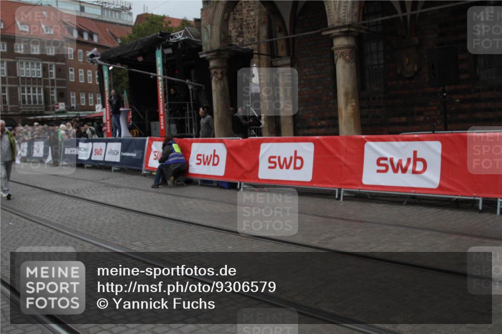 05.10.2025 - 20. swb-Marathon Bremen Yannick Fuchs http://msf.ph/oto/9306579 05.10.2025 12:00:02 Ziel  meine-sportfotos.de