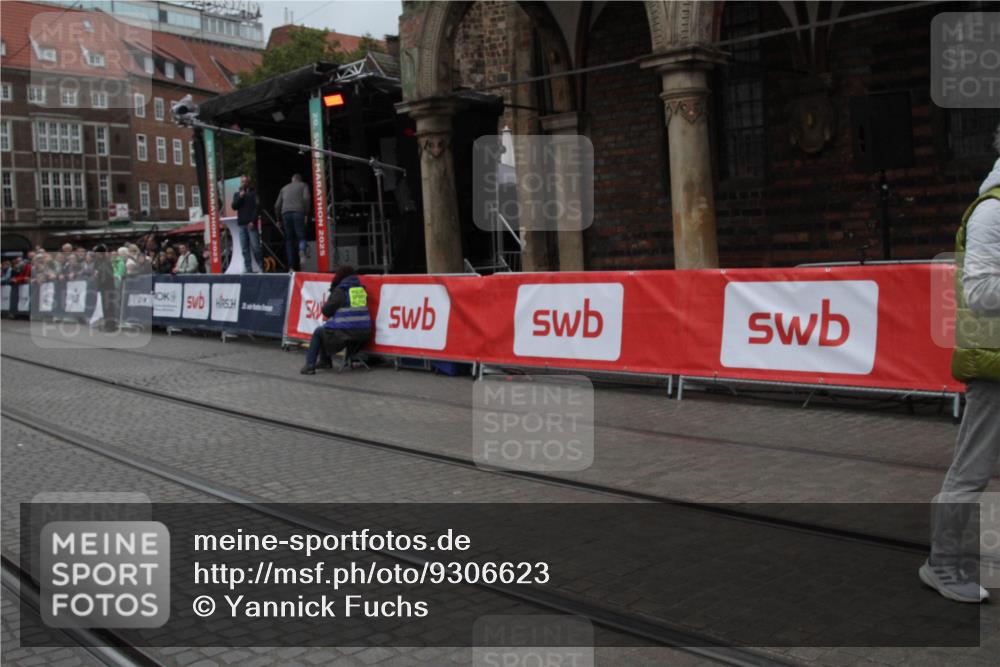 05.10.2025 - 20. swb-Marathon Bremen Yannick Fuchs http://msf.ph/oto/9306623 05.10.2025 12:00:10 Ziel  meine-sportfotos.de