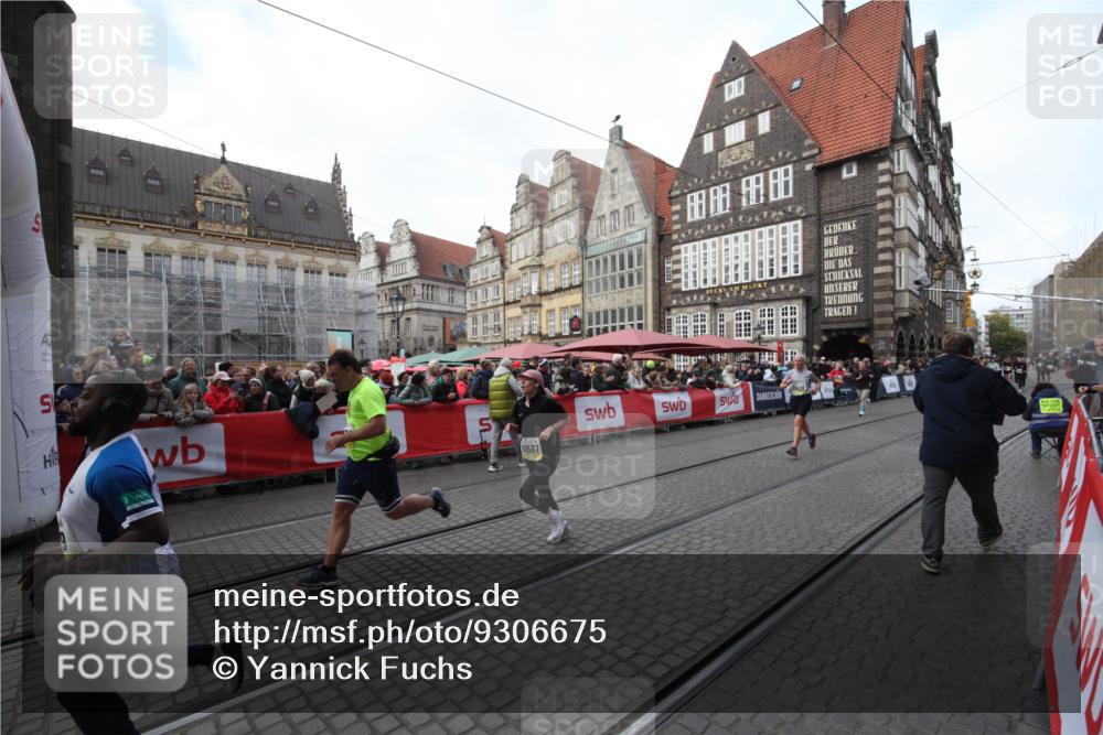 05.10.2025 - 20. swb-Marathon Bremen Yannick Fuchs http://msf.ph/oto/9306675 05.10.2025 10:52:29 Ziel 9172, 9584, 10241, 10507, 10719, 11528 meine-sportfotos.de