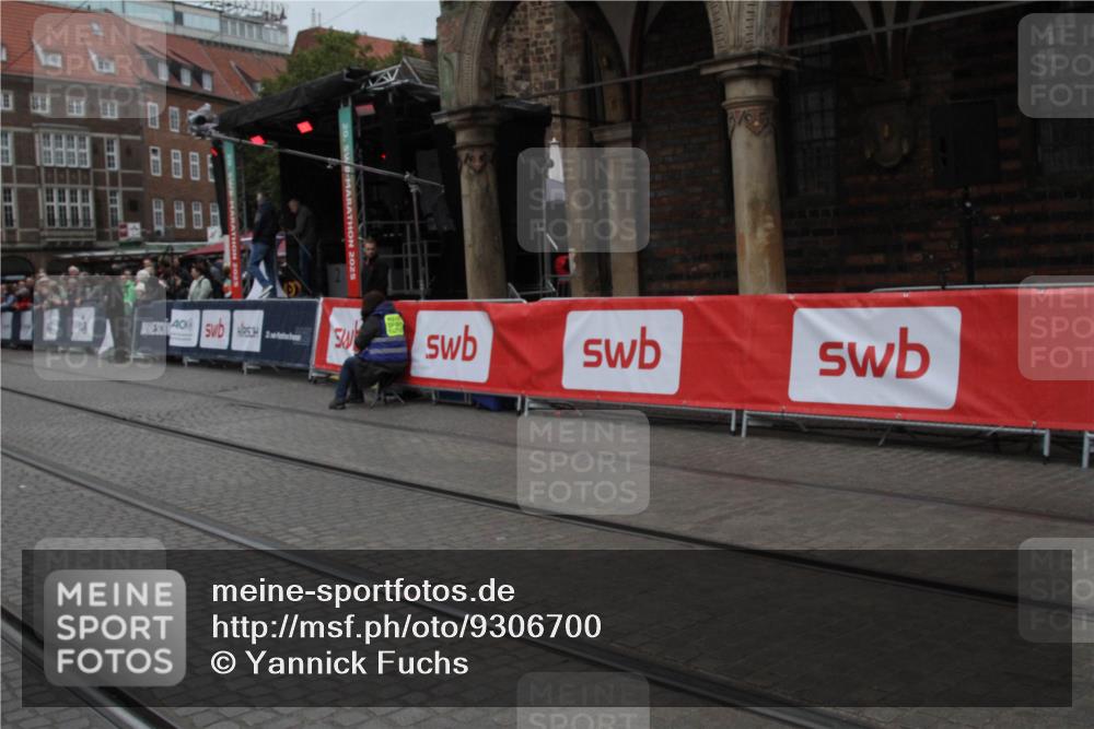 05.10.2025 - 20. swb-Marathon Bremen Yannick Fuchs http://msf.ph/oto/9306700 05.10.2025 12:00:25 Ziel  meine-sportfotos.de