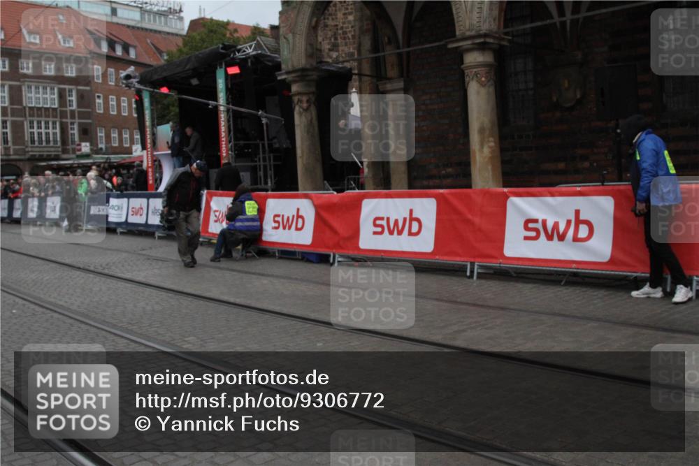 05.10.2025 - 20. swb-Marathon Bremen Yannick Fuchs http://msf.ph/oto/9306772 05.10.2025 12:00:41 Ziel  meine-sportfotos.de