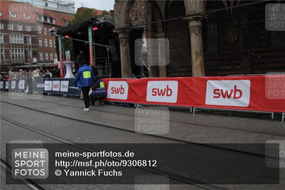 05.10.2025 - 20. swb-Marathon Bremen Yannick Fuchs http://msf.ph/oto/9306812 05.10.2025 12:00:50 Ziel  meine-sportfotos.de