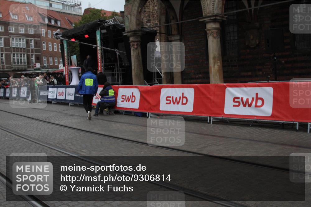 05.10.2025 - 20. swb-Marathon Bremen Yannick Fuchs http://msf.ph/oto/9306814 05.10.2025 12:00:51 Ziel  meine-sportfotos.de