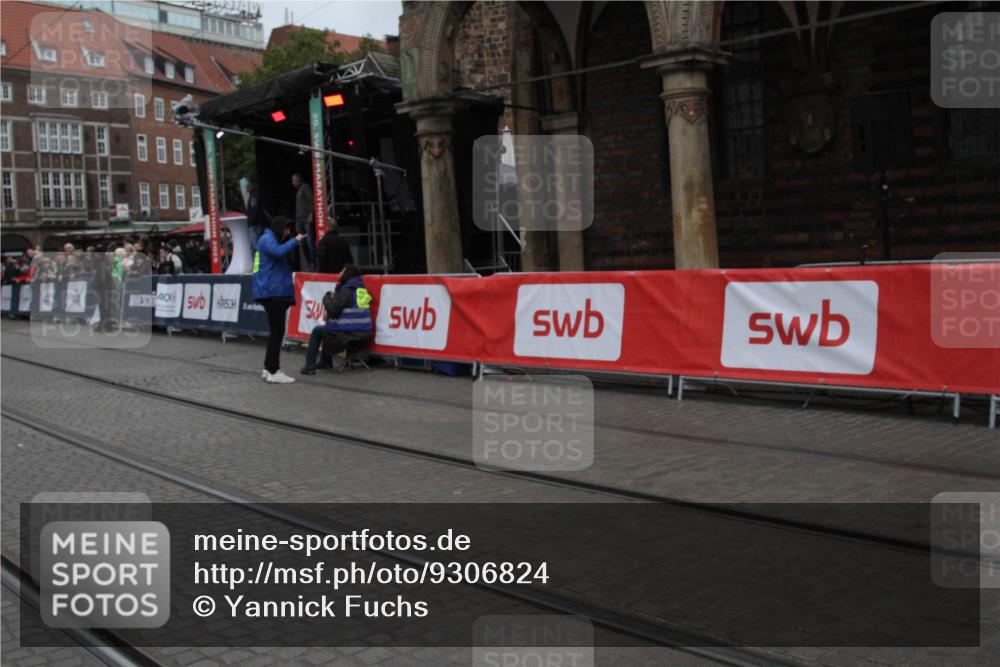 05.10.2025 - 20. swb-Marathon Bremen Yannick Fuchs http://msf.ph/oto/9306824 05.10.2025 12:00:53 Ziel  meine-sportfotos.de