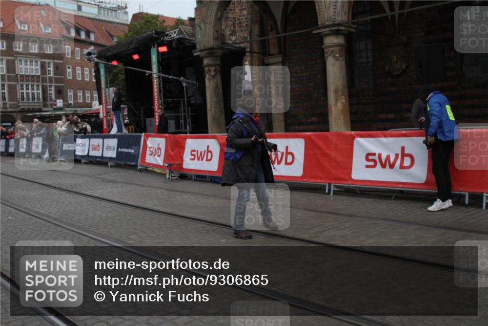 05.10.2025 - 20. swb-Marathon Bremen Yannick Fuchs http://msf.ph/oto/9306865 05.10.2025 12:01:03 Ziel  meine-sportfotos.de