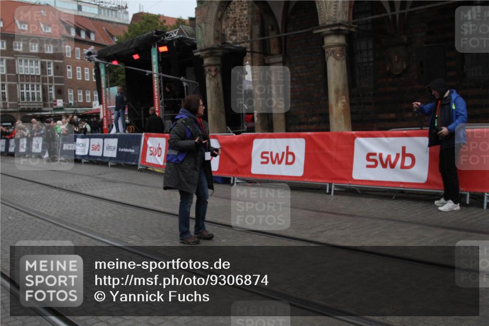 05.10.2025 - 20. swb-Marathon Bremen Yannick Fuchs http://msf.ph/oto/9306874 05.10.2025 12:01:05 Ziel  meine-sportfotos.de