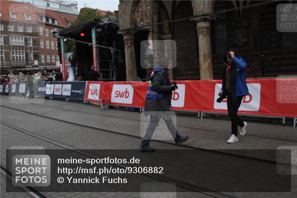 05.10.2025 - 20. swb-Marathon Bremen Yannick Fuchs http://msf.ph/oto/9306882 05.10.2025 12:01:11 Ziel  meine-sportfotos.de